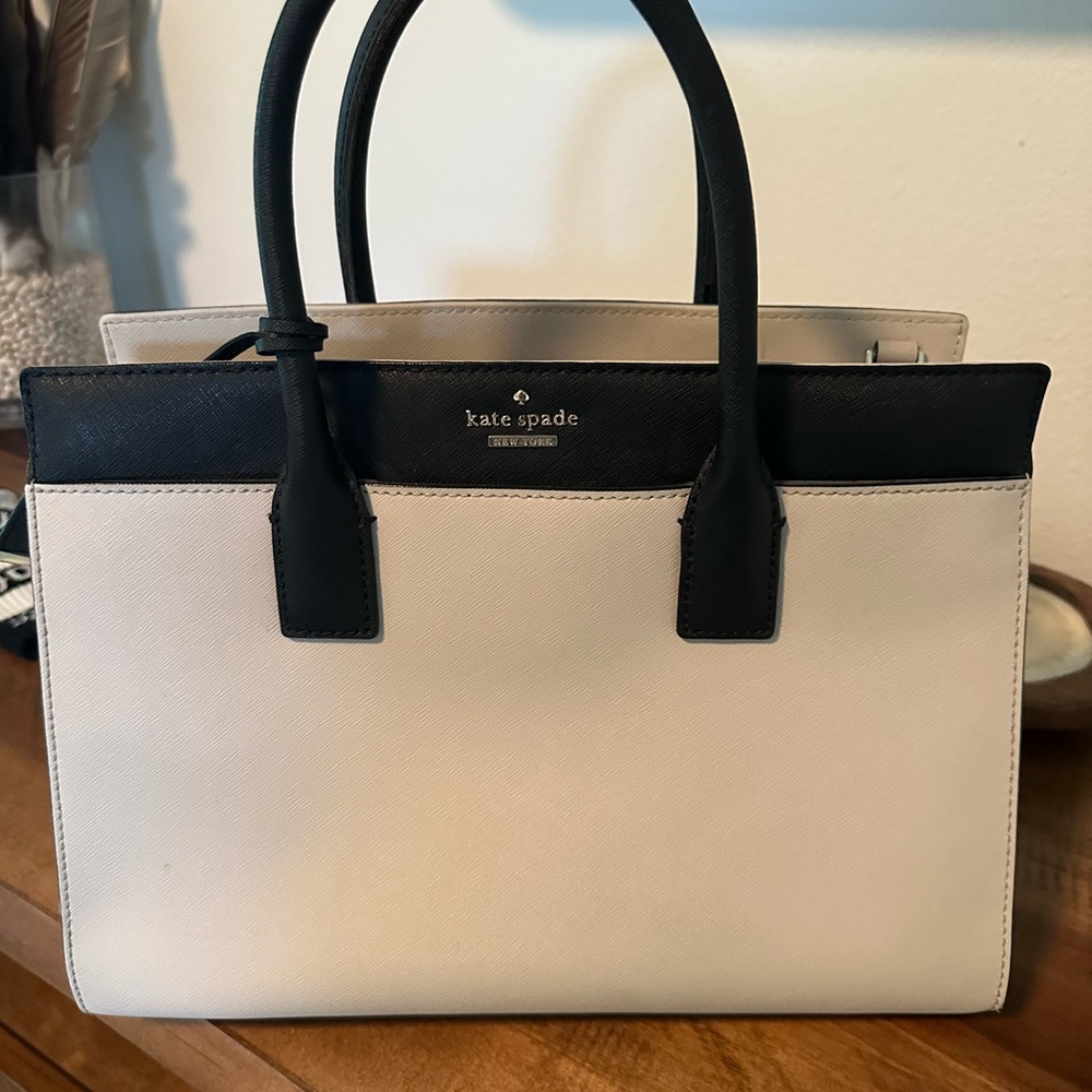 Kate Spade Black and Cream Handbag